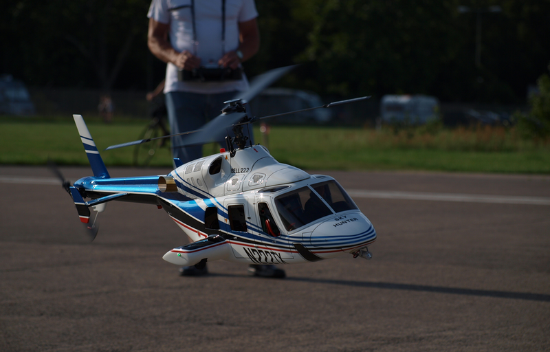 J'ai un hélicoptère - je suis concepteur et pilote: modèles d'hélicoptères radiocommandés