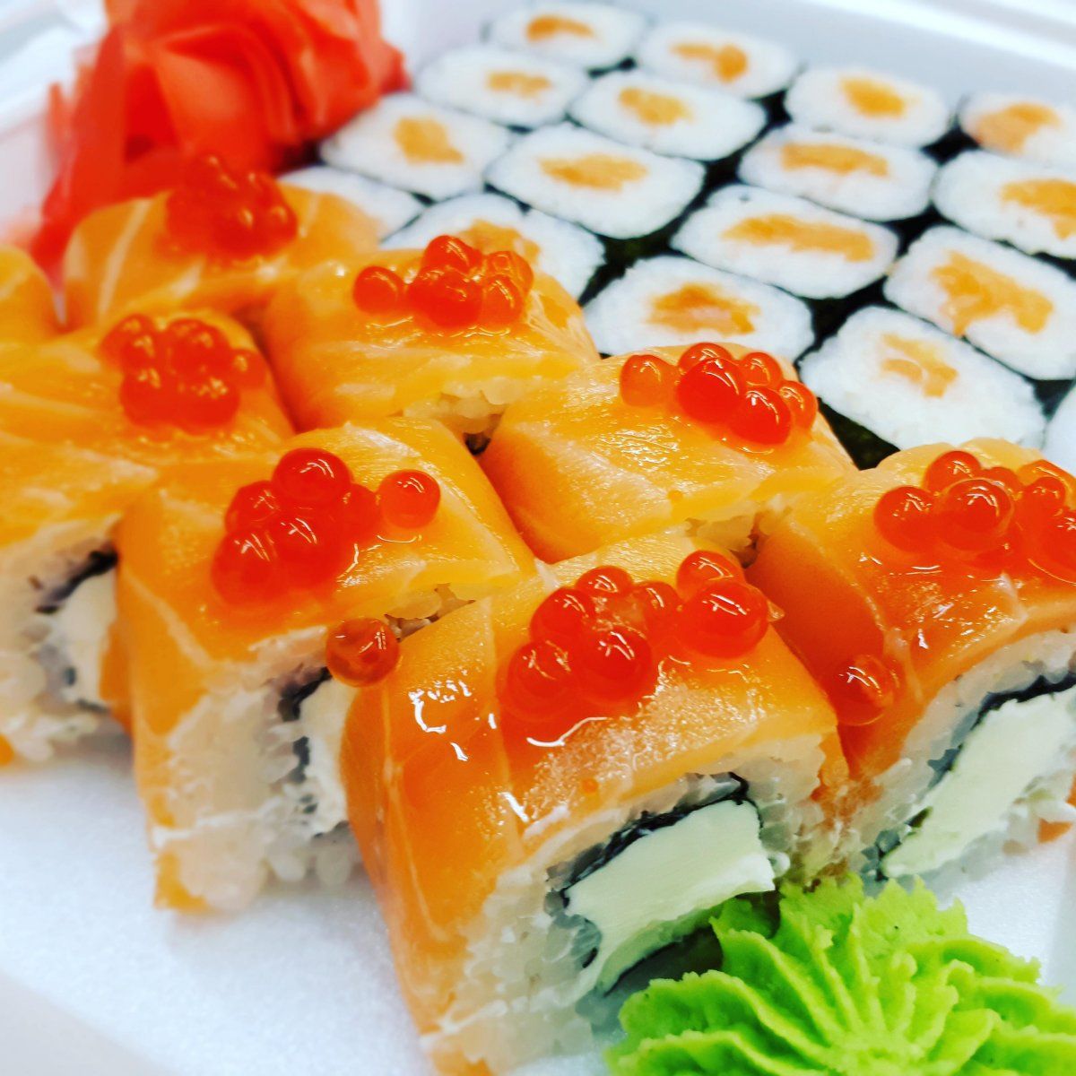 Évaluation des meilleurs services de livraison de sushis et rouleaux à Volgograd en 2020