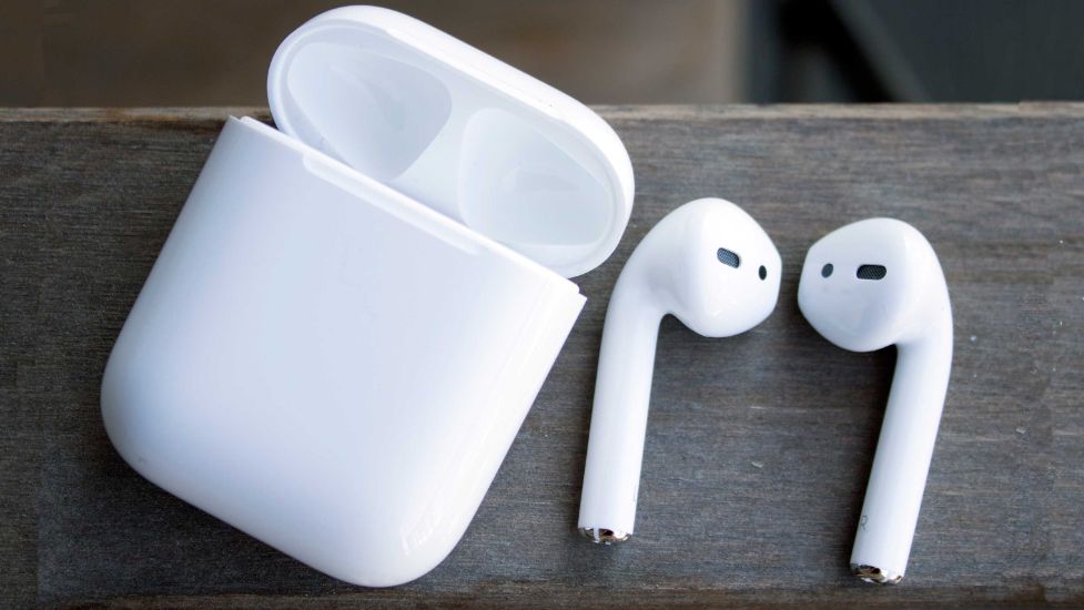 Critique du casque sans fil Apple Air Pods 2 avec fonctionnalités clés