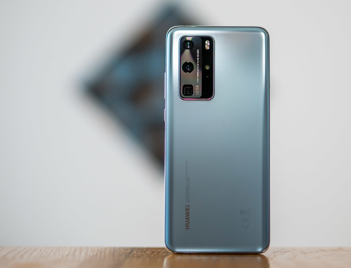 Examen du smartphone Huawei P40 avec avantages et inconvénients